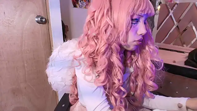 TerraelowenのライブXXXチャット