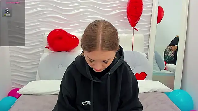 دردشة VirginOlly الجنسية المباشرة