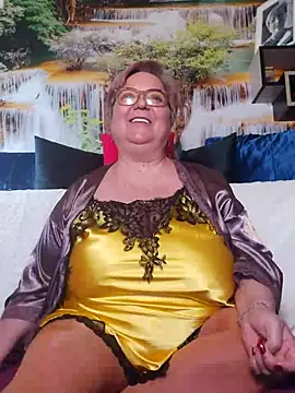 QueenPammy1: απευθείας συνομιλία ΧΧΧ