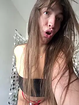 Yara-Lolii – Live XXX-chat