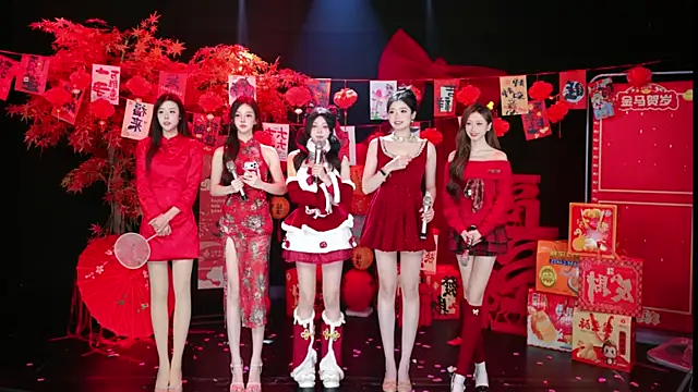 Shiny-girl7788のライブXXXチャット