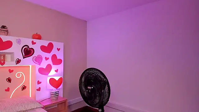 naomi_campell Adlı Modelin Canlı XXX Sohbeti