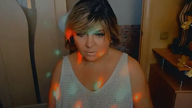 Malena_Miのウェブカメラショー