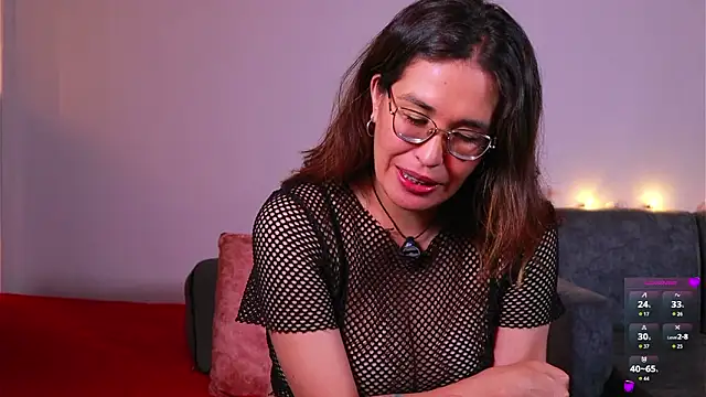 kathieandpovcock1 – Naživo XXX chat