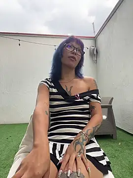 XXX chat uživo modela Namii_cute