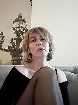 stellahere8のライブXXXチャット