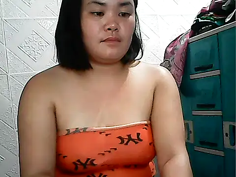 CreamyPussy4uxx Pertunjukan Webcam