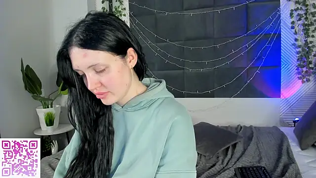 Eva_lovevy Adlı Modelin Canlı XXX Sohbeti