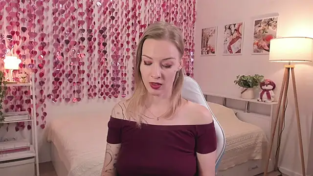 Онлайн чат XXX MissRightX