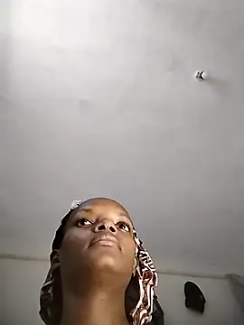 Freaky_maya Webcam show