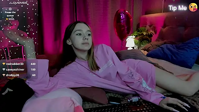 Chat XXX ao vivo de Lesi_Moonie01