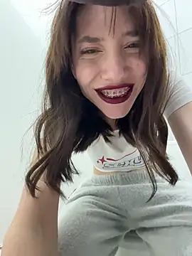 BallerinaCappuccino_ élő XXX-chatje