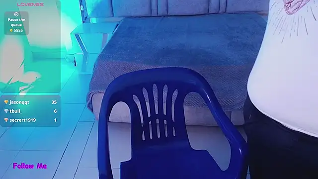 _Emily_rosee_'s Live XXX Chat