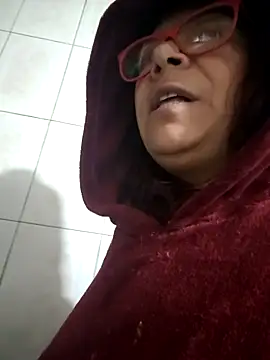 Chat XXX en directo de Scarlet_curly8a