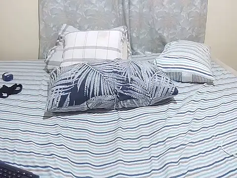 Chat +18 de slender_sweet ao vivo