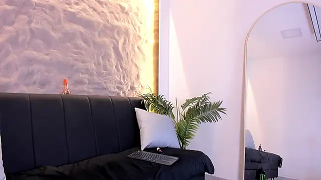 Živý XXX chat ainaah_