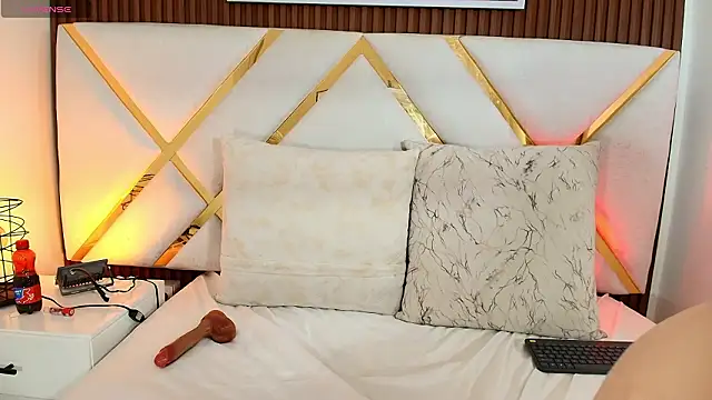 Chat XXX Live Violet_Tender_