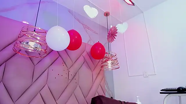 Ibbie_drastic élő XXX-chatje