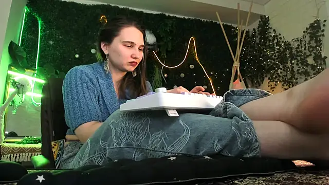 TessaMill Chat XXX live