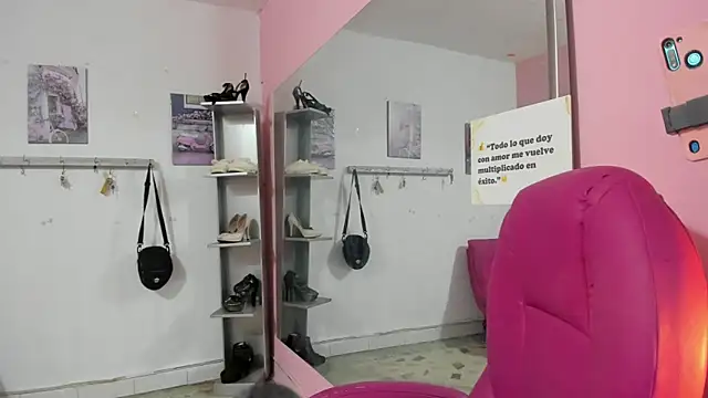 CAMILA--REY – Naživo XXX chat