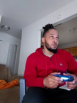 TooGoodConway23: διαδικτυακό σόου στην κάμερα