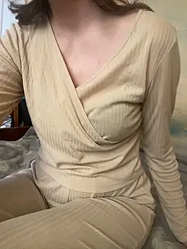 XXX chat uživo modela KittieCreme