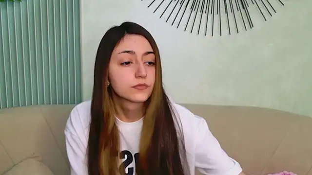 Gloria_Bendall Chat XXX live