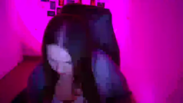 Kitty_Mia_Kitty Chat XXX live