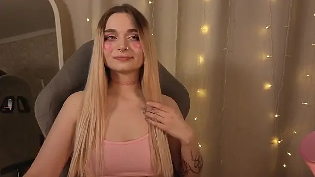 Онлайн чат XXX lucylucious