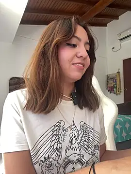 Bonni_lohan 라이브 XXX 채팅