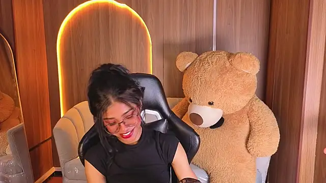 Онлайн чат XXX Alina_b_