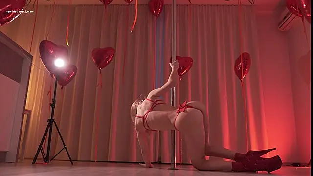 Faster_maci Live XXX Chat