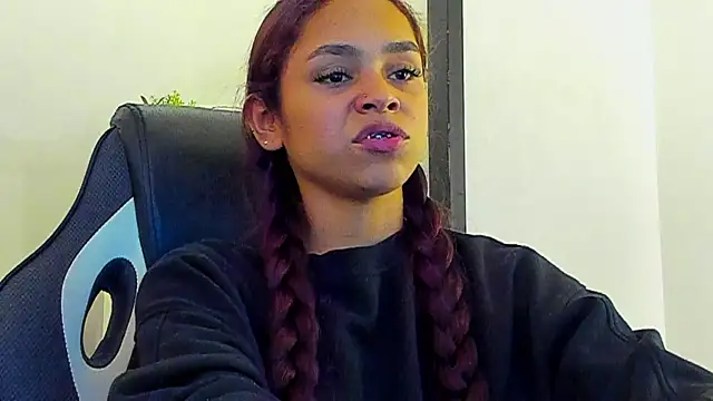 CarolineFyre – Live XXX-chat