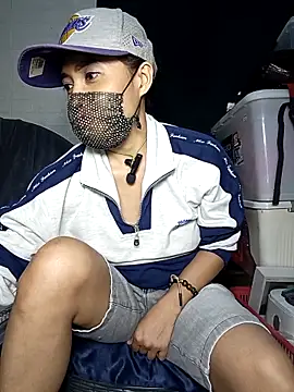 _Shimmerlyn_ লাইভ XXX চ্যাট