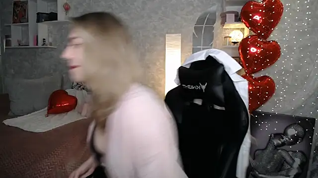 แชท XXX สดของ NickyAdamidi