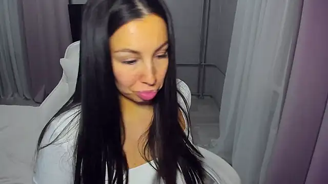 AvisFlowers' Live XXX Chat