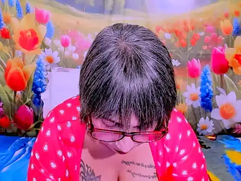 indianroxy's Live XXX Chat