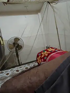 PIG_FUCKER_DADDY Chat XXX in diretta