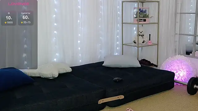 SarahRaynex live XXX chat