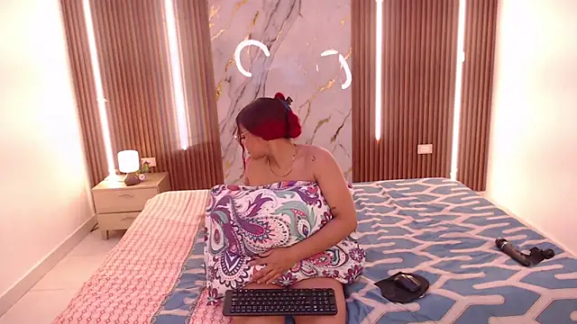 XXX chat uživo modela aixa_show