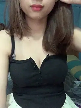 Zika_23 在線直播表演