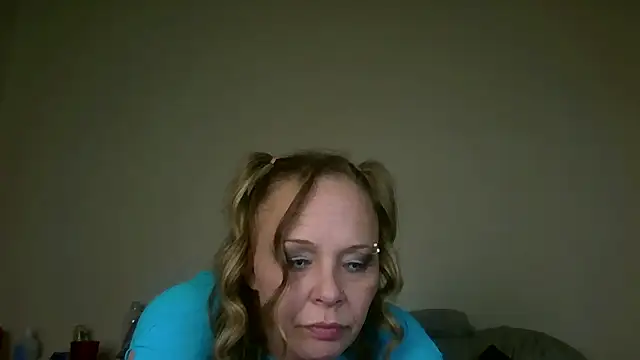 QUEEN_OF_MEN – Live XXX-chat