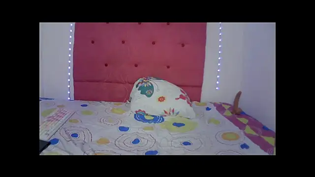 Chat XXX en directo de Mia_Suarez7