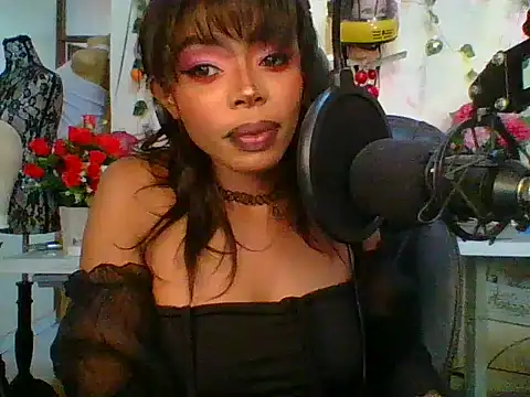 Anaconda2350 Chat XXX live