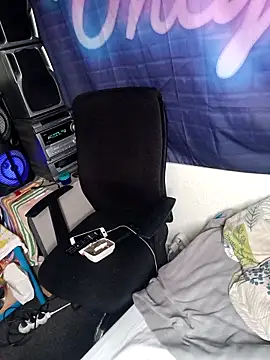 عرض كام Mikaaa97