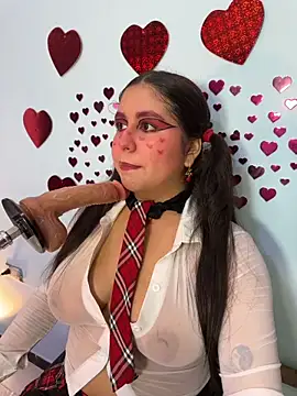 lola_clit 现场XXX聊天