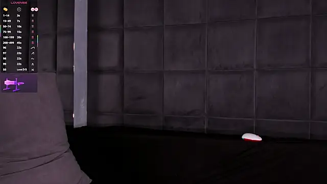 NateHalll Adlı Modelin Canlı XXX Sohbeti