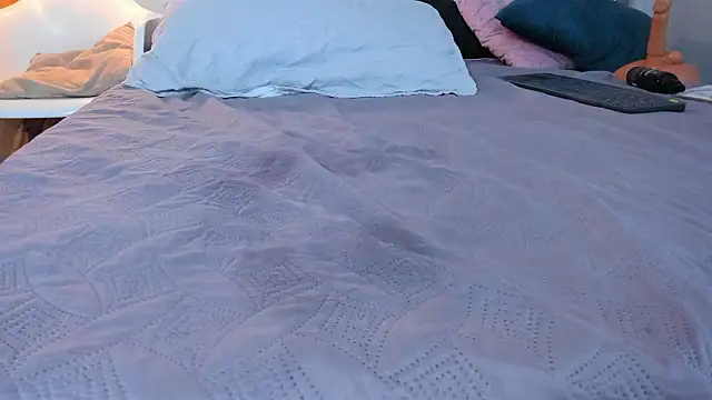 _evamilf_のライブXXXチャット