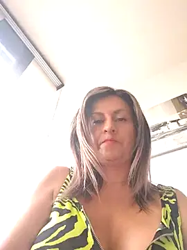 Show modela Latiinvenushot na web-kameri