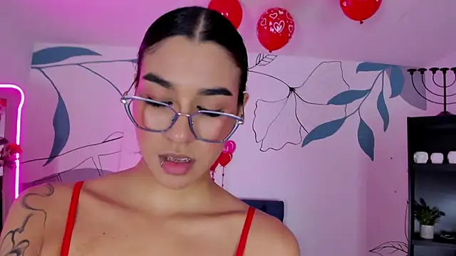 XXX chat uživo modela Dana_Paula